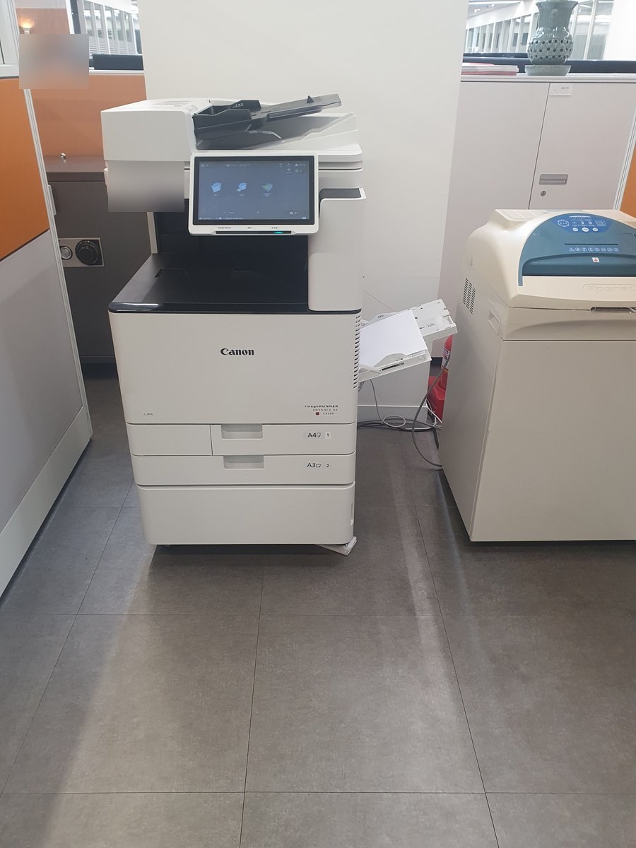 사무동에 설치된 iR-ADV DX C3725i (건축자재)