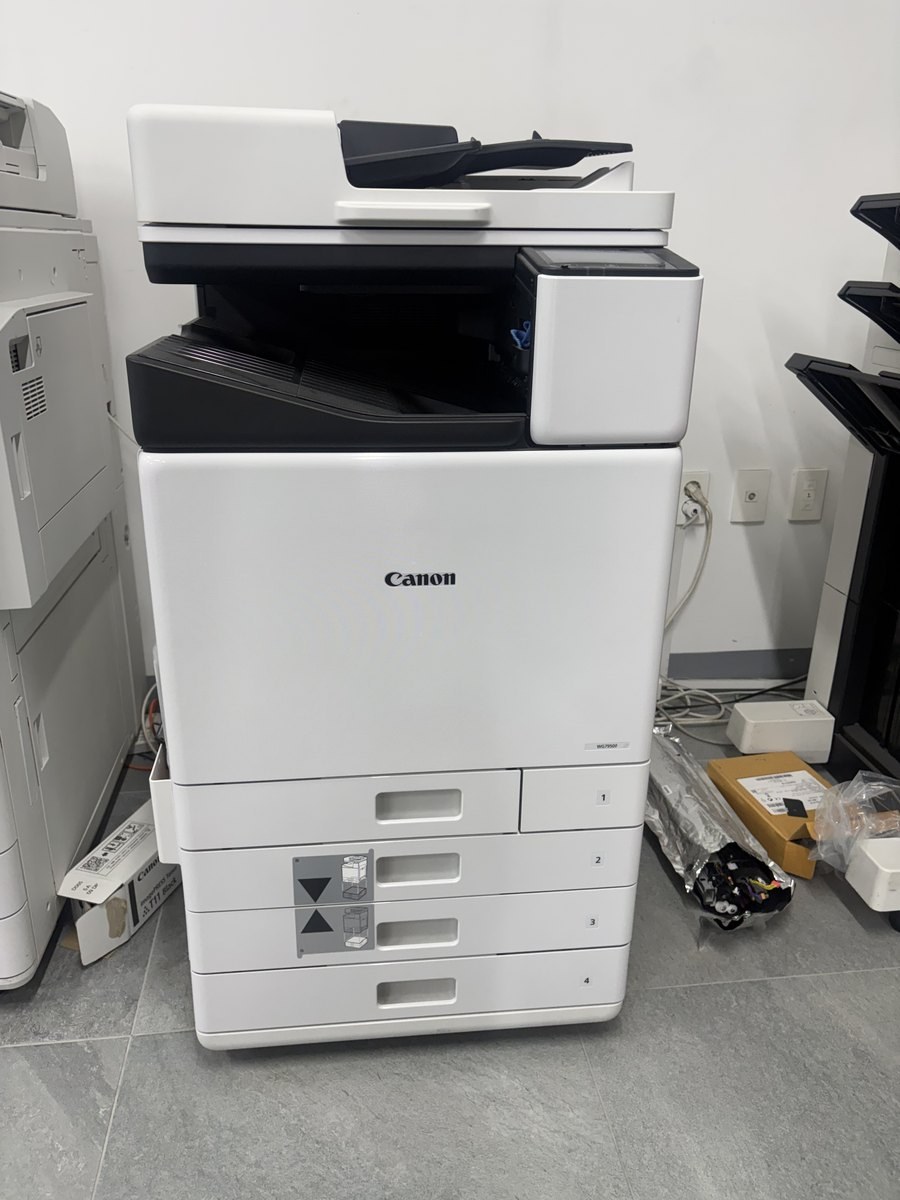 출력실에 설치된 WG7950 (인쇄·출력)